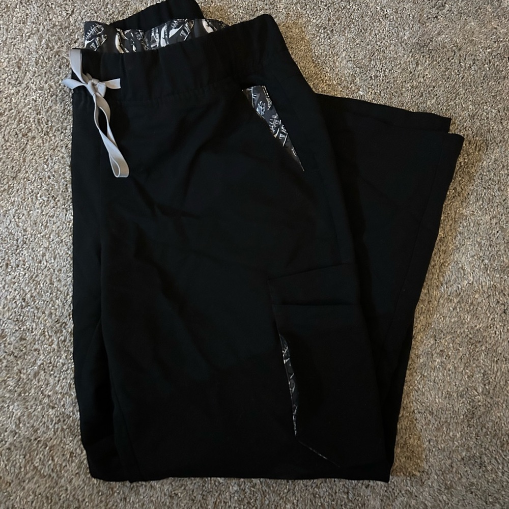 Figs Black Scrub Pants L